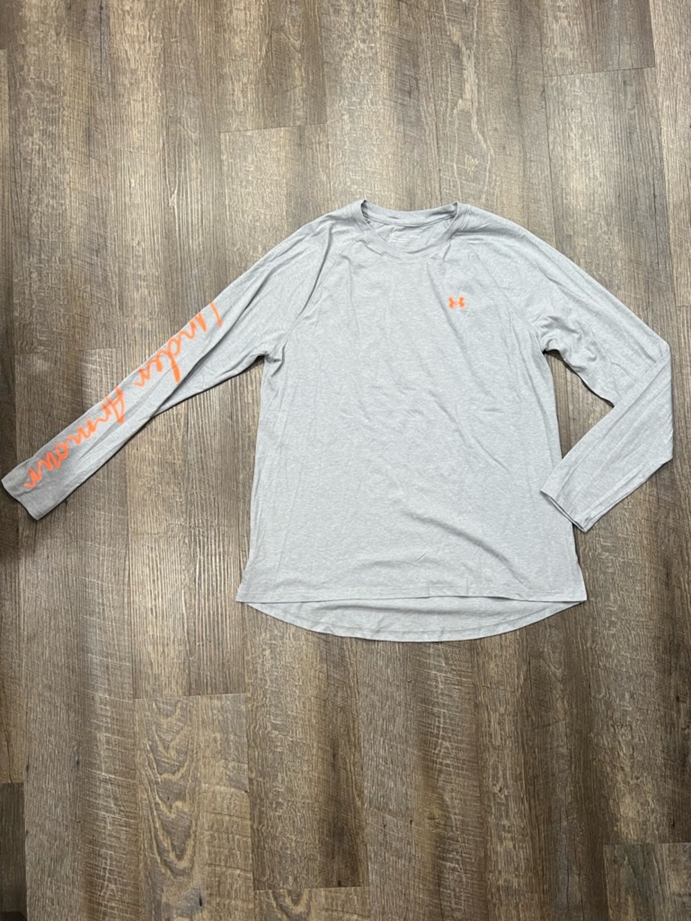 Under Armour woMen's Long Sleeve Performance Tee - Light Gray with Orange Logo